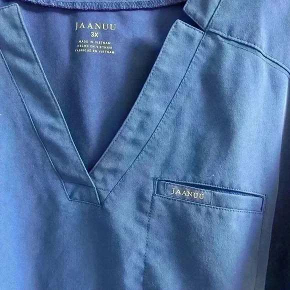 Jaanuu scrubs top royal blue v neck three front pockets 3X - Picture 3 of 6